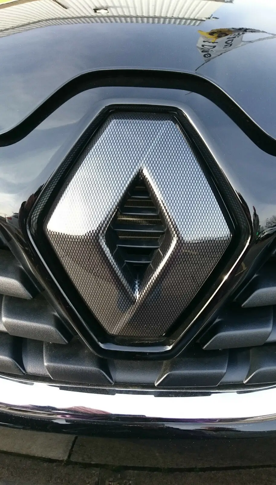 FRONT logo COVER Renault Kadjar 2015-2020 CARBON FIBRE EFFECT (front only) - Image 4