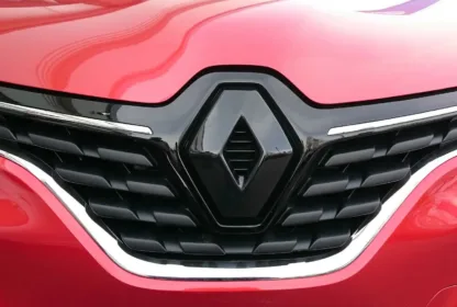 FRONT logo COVER for Renault Kadjar 2015-2020 GLOSS BLACK front only - Image 3