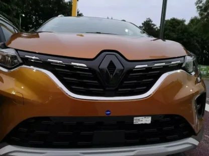 GLOSS BLACK FRONT badge COVER for Renault Captur mk2 2019/2020 2021(front only)