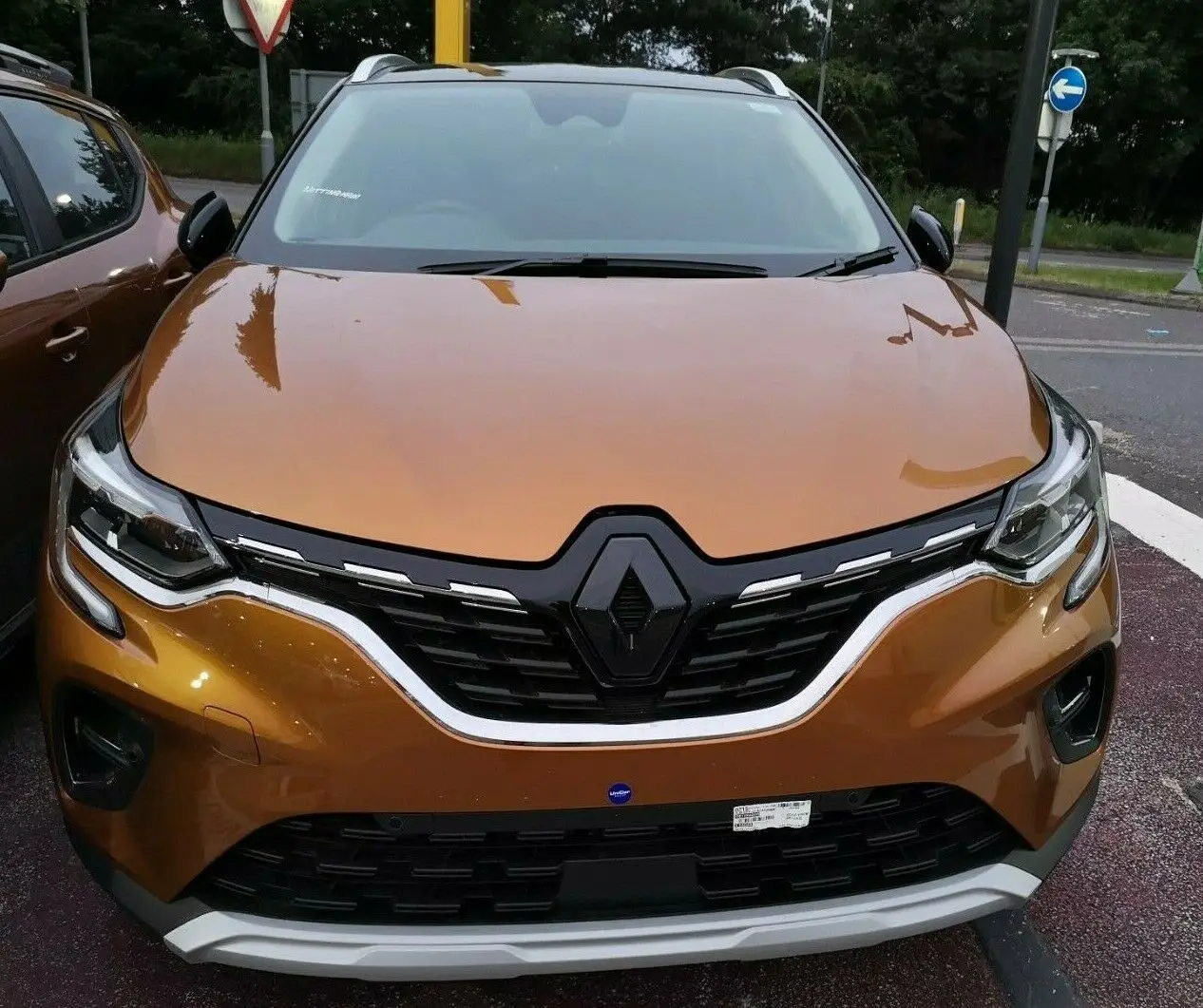 GLOSS BLACK FRONT and REAR badge COVER for Renault Captur mk2 2019/2020,2021 (pair) - Image 5