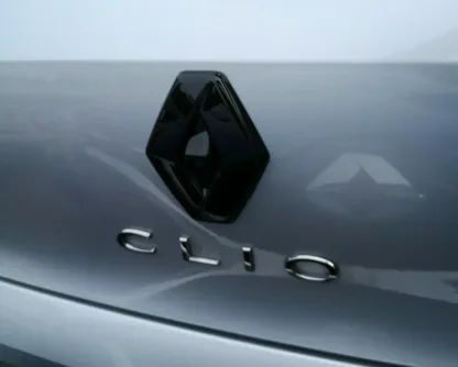 GLOSS black badge covers for Renault Clio 5 2019-21 cars with rear view camera (pair) - Image 3